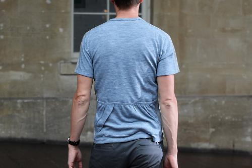 Cycling t shirt with on sale pockets